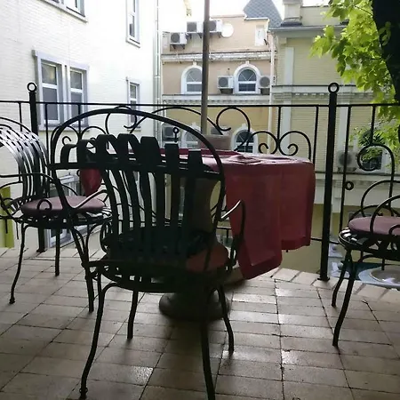 Andreevsky Hotel *